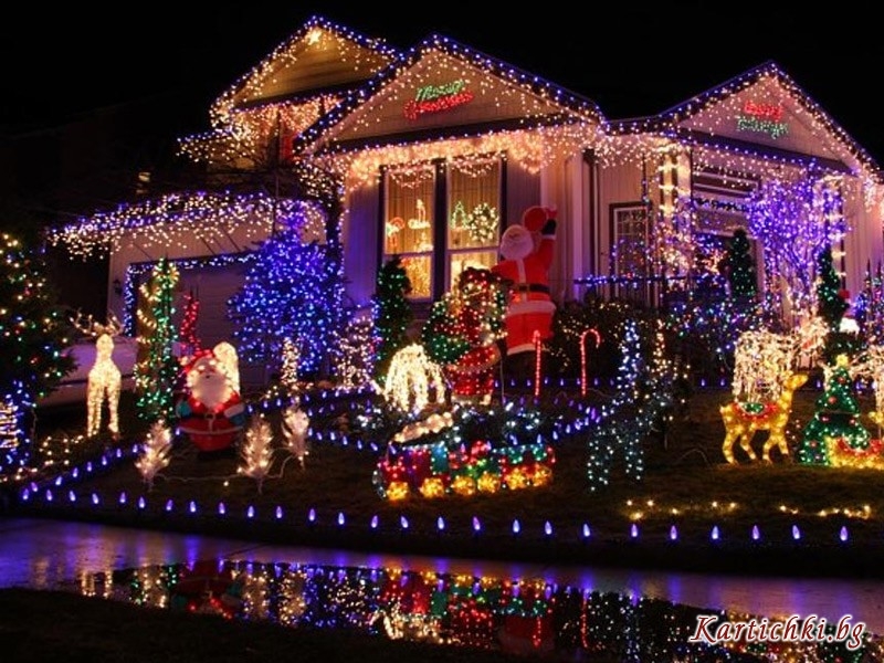 Красива Коледна Украса на Къща